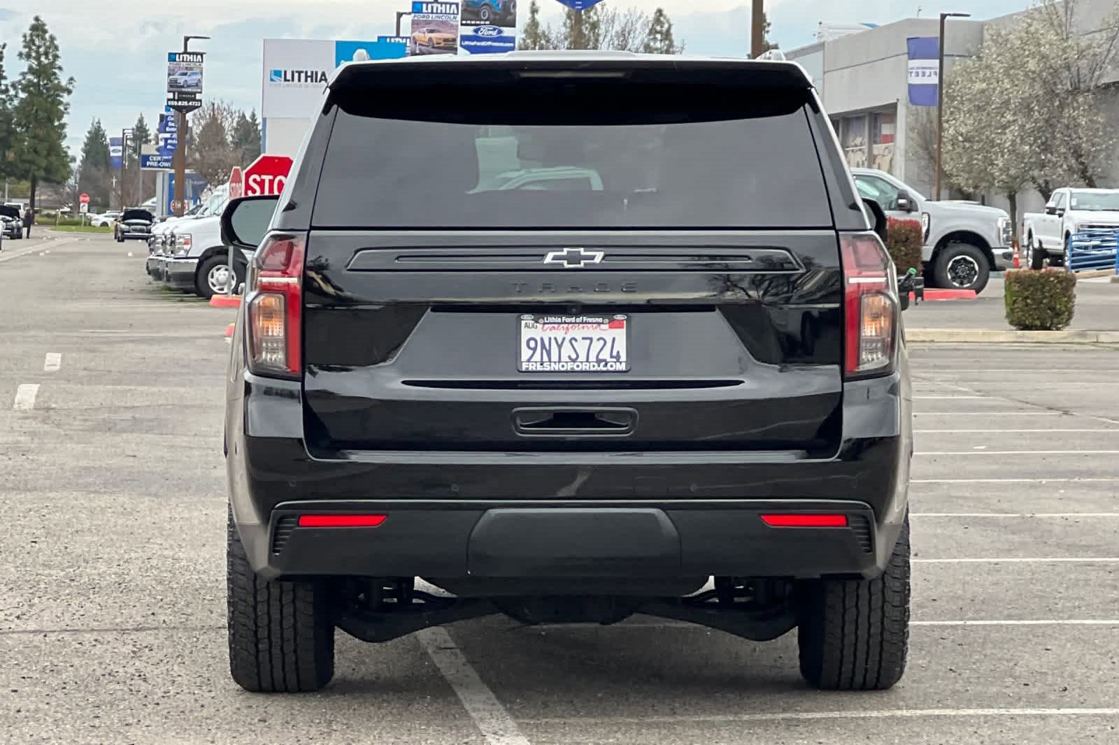 Used 2024 Chevrolet Tahoe Z71 w/ Luxury Package image 4