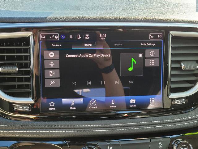 Used 2022 Chrysler Pacifica Touring-L FWD image 17