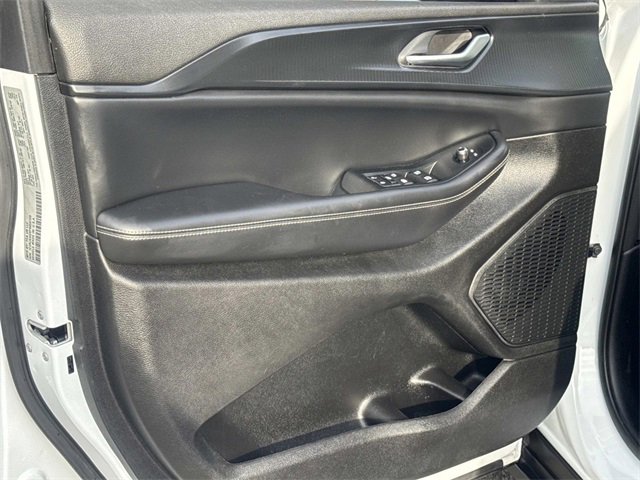 Used 2023 Jeep Grand Cherokee L Laredo image 19