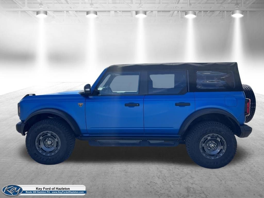 Certified 2025 Ford Bronco Badlands w/ Sasquatch Package AWD/4WD image 4