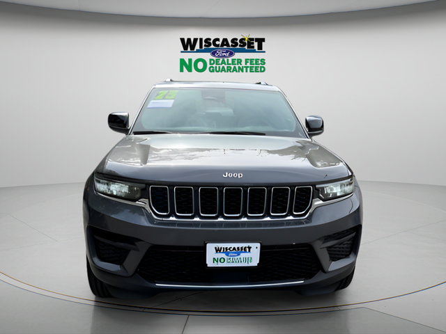 Used 2025 Jeep Grand Cherokee Laredo w/ Luxury Tech Group I AWD/4WD image 10