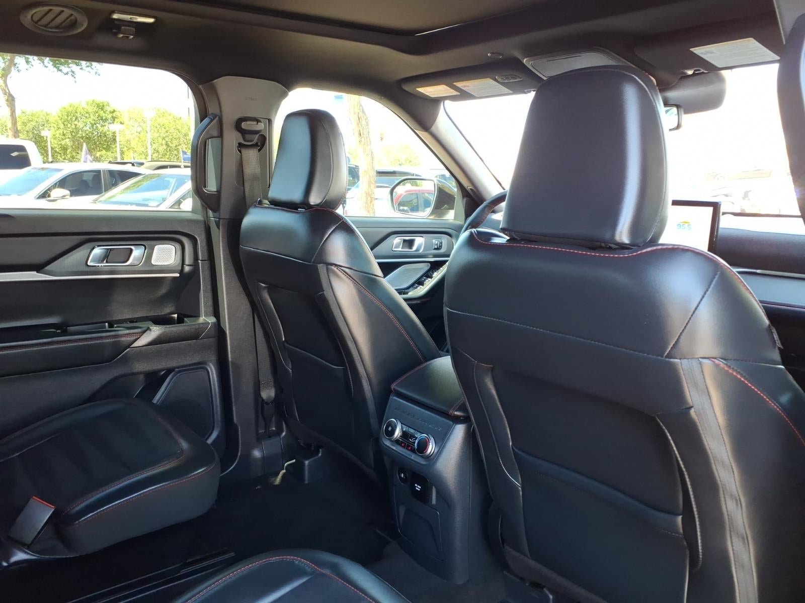 Certified 2025 Ford Explorer ST w/ Sun And Sound Package AWD/4WD image 13