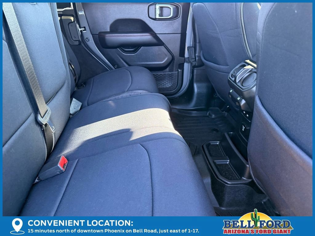 Used 2021 Jeep Wrangler Unlimited Rubicon image 29