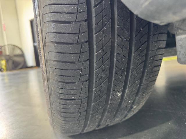 Certified 2017 Ford Explorer XLT w/ Equipment Group 202A FWD image 11