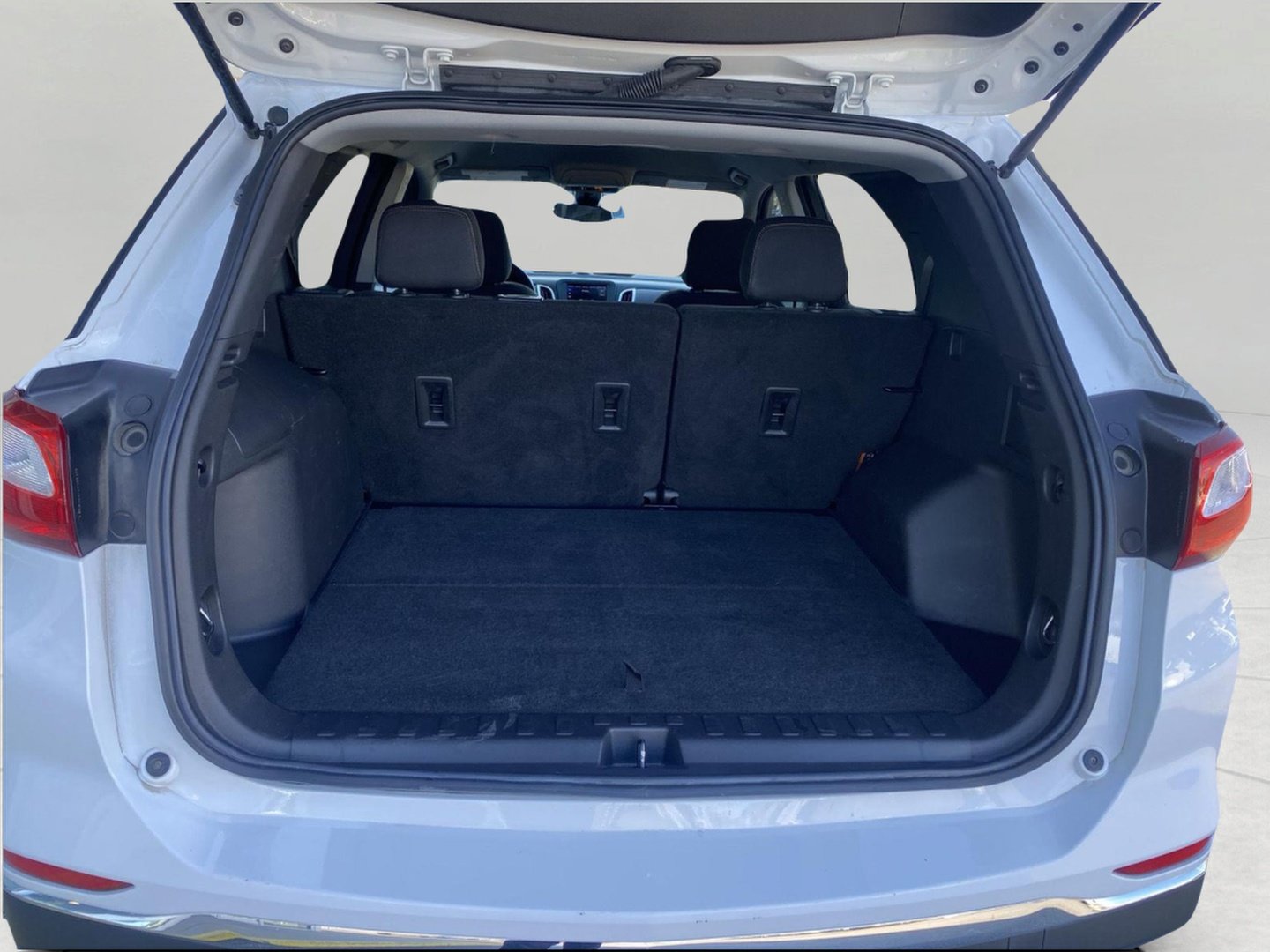 Used 2021 Chevrolet Equinox LT AWD/4WD image 13