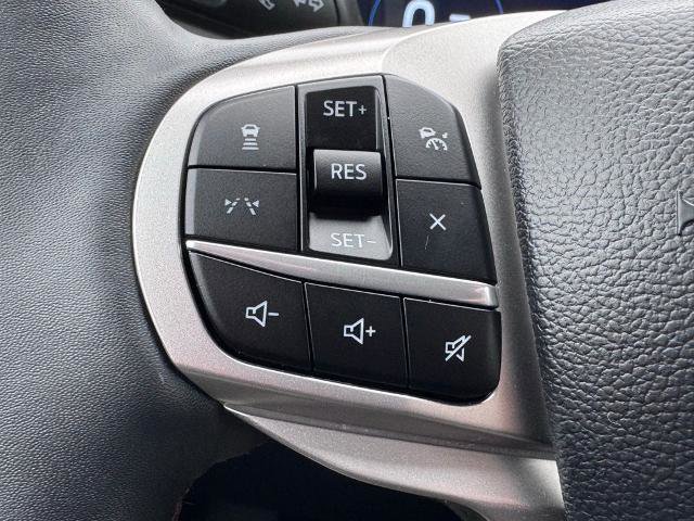 Certified 2025 Ford Explorer Active w/ Active Comfort Package AWD/4WD image 39