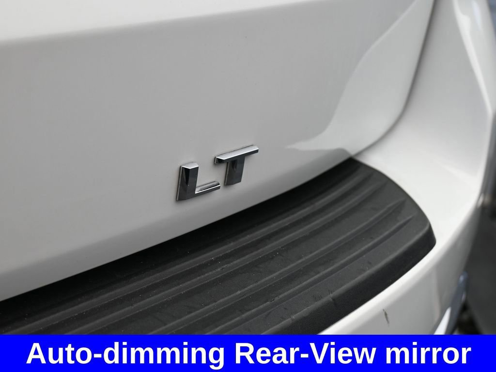 Used 2023 Chevrolet Suburban LT image 48