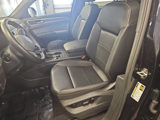 Used 2023 Volkswagen Atlas Cross Sport SE AWD/4WD image 15