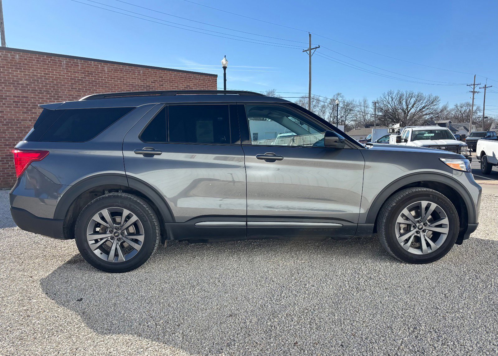 Certified 2022 Ford Explorer XLT w/ Equipment Group 202A image 6