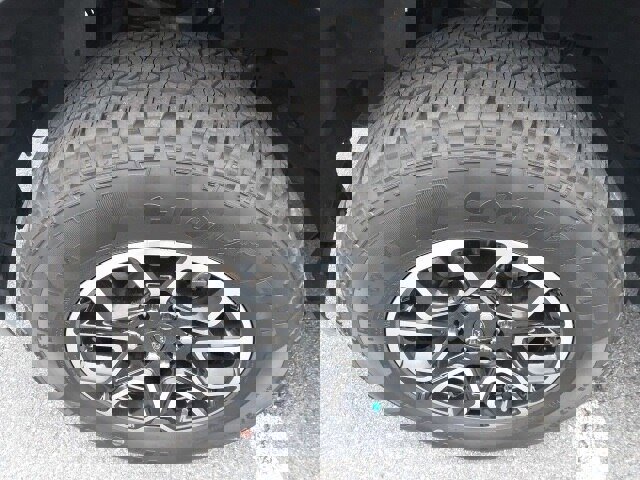 Certified 2022 Ford F150 XLT w/ Equipment Group 302A High image 14