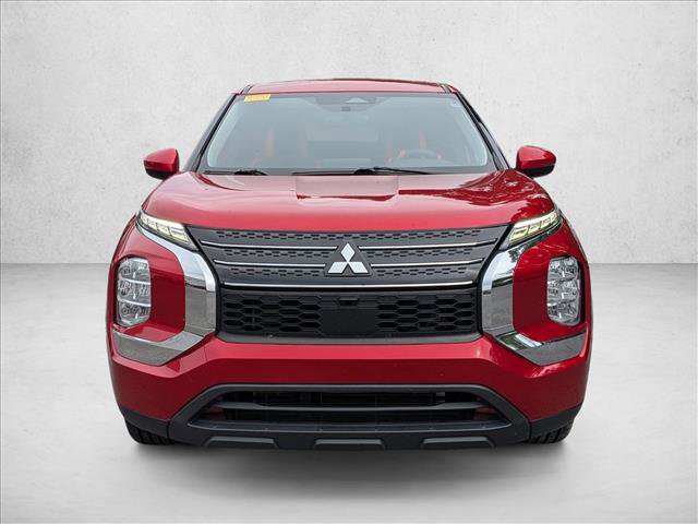 Used 2022 Mitsubishi Outlander ES FWD image 3