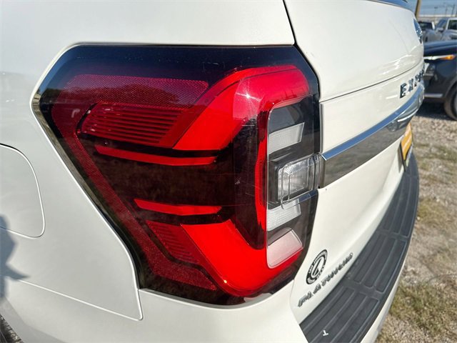 Certified 2022 Ford Expedition Platinum image 38