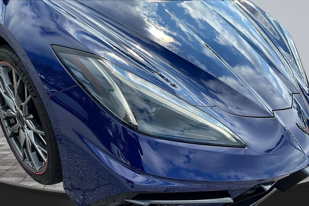 Used 2025 Chevrolet Corvette Stingray Preferred Cpe w/ Battery Protection Package RWD image 21