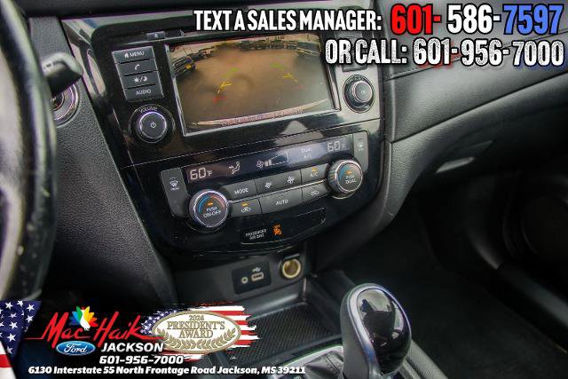 Used 2020 Nissan Rogue SV FWD image 15