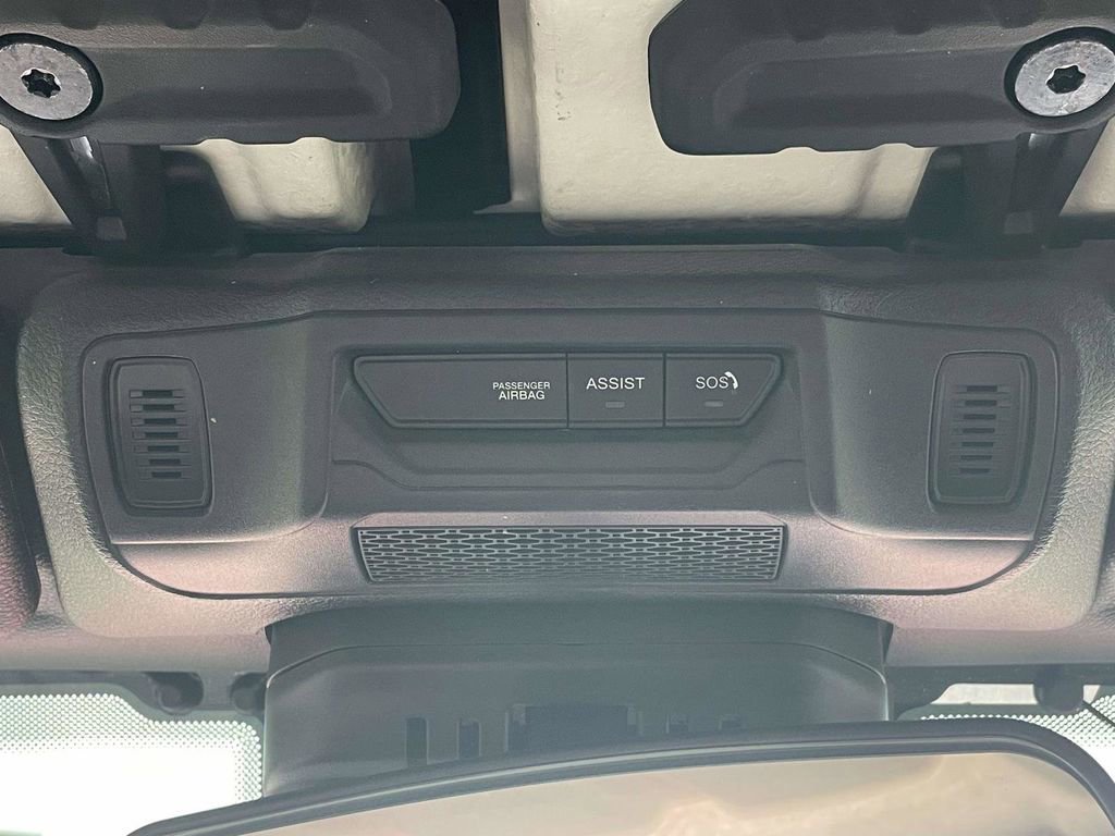 Used 2024 Jeep Wrangler Unlimited Rubicon w/ Safety Group image 28