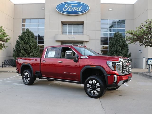 Used 2024 GMC Sierra 2500 Denali w/ Denali Reserve Package AWD/4WD image 1