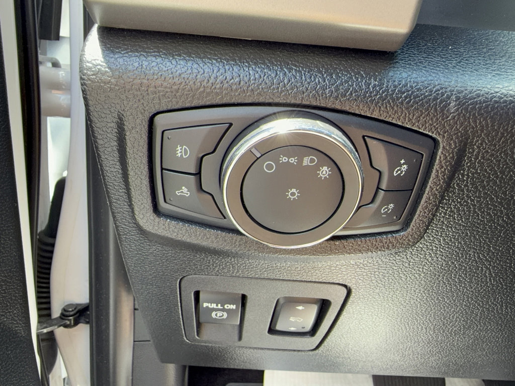 Certified 2018 Ford F150 Lariat w/ Trailer Tow Package AWD/4WD image 28