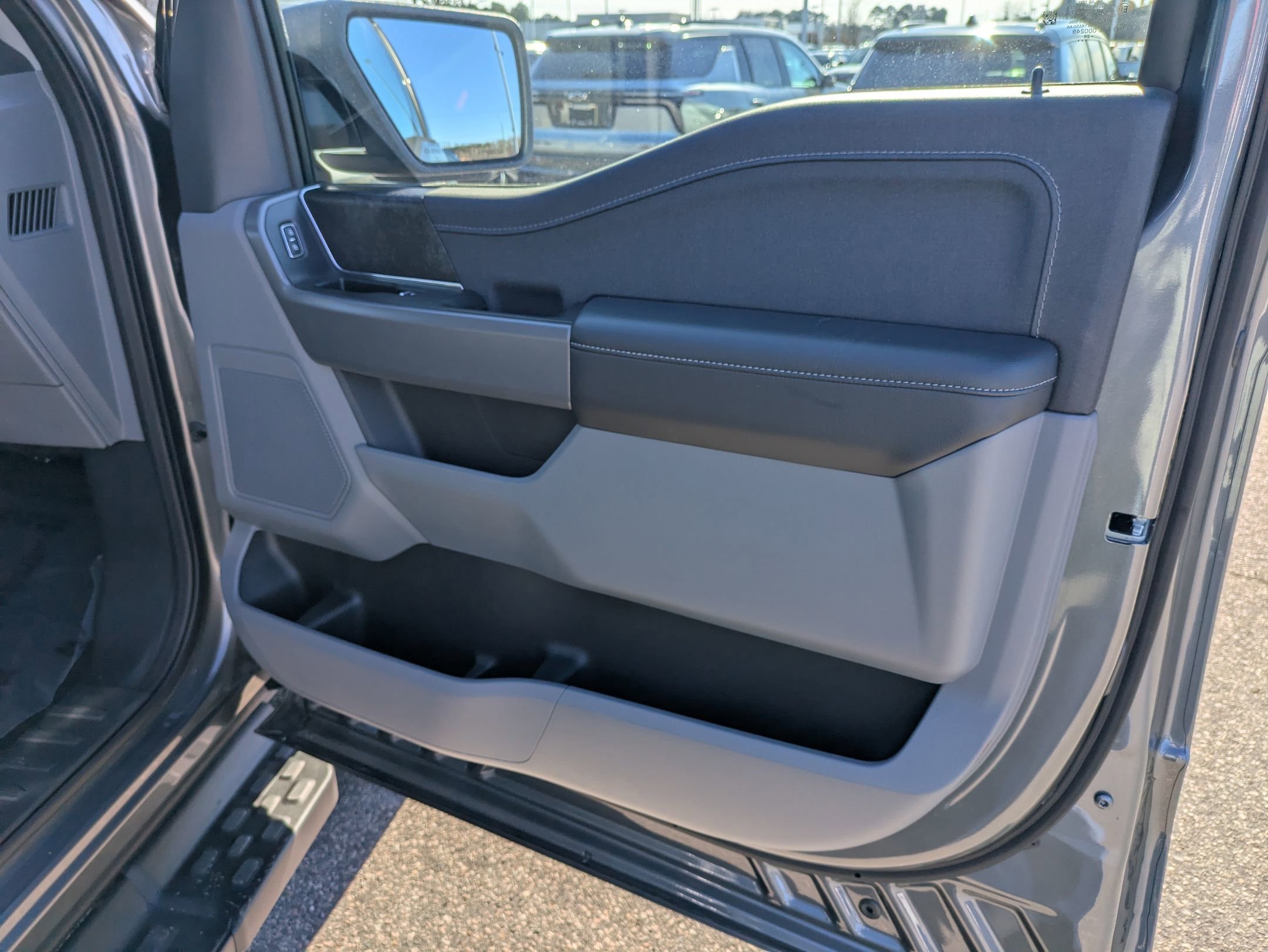 Certified 2024 Ford F150 Lightning XLT image 32