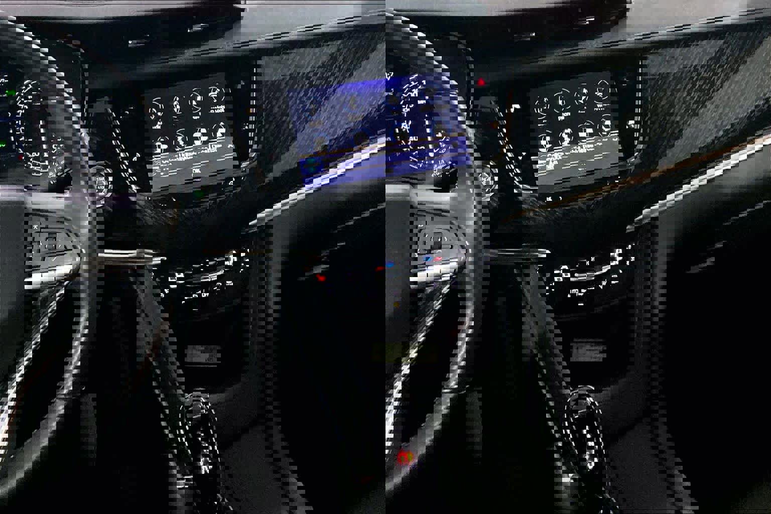 Used 2025 Cadillac XT6 Premium Luxury image 9