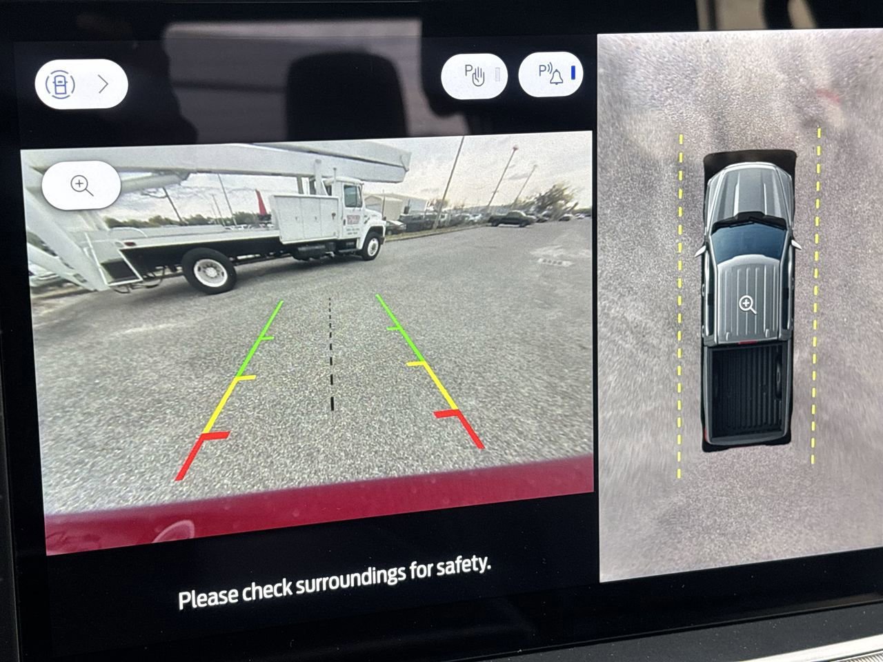 Certified 2025 Ford F150 Lariat w/ Equipment Group 502A High image 30