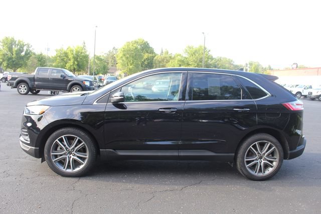Certified 2024 Ford Edge Titanium AWD/4WD image 9