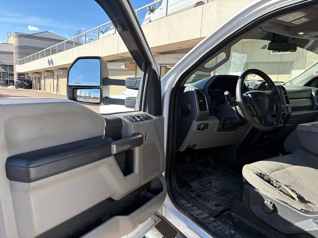 Certified 2019 Ford F250 XLT w/ Snow Plow Prep Package image 13