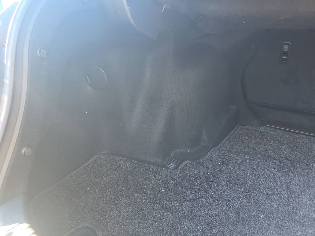 Used 2022 Lexus IS 500 image 20