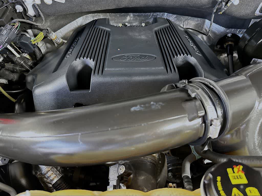Certified 2019 Ford Expedition Max XLT w/ Equipment Group 202A AWD/4WD image 9