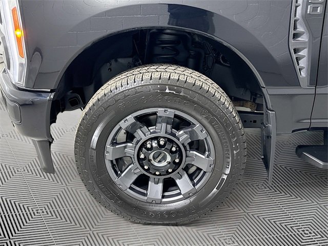 Certified 2023 Ford F250 Lariat w/ Sport Appearance Package image 27