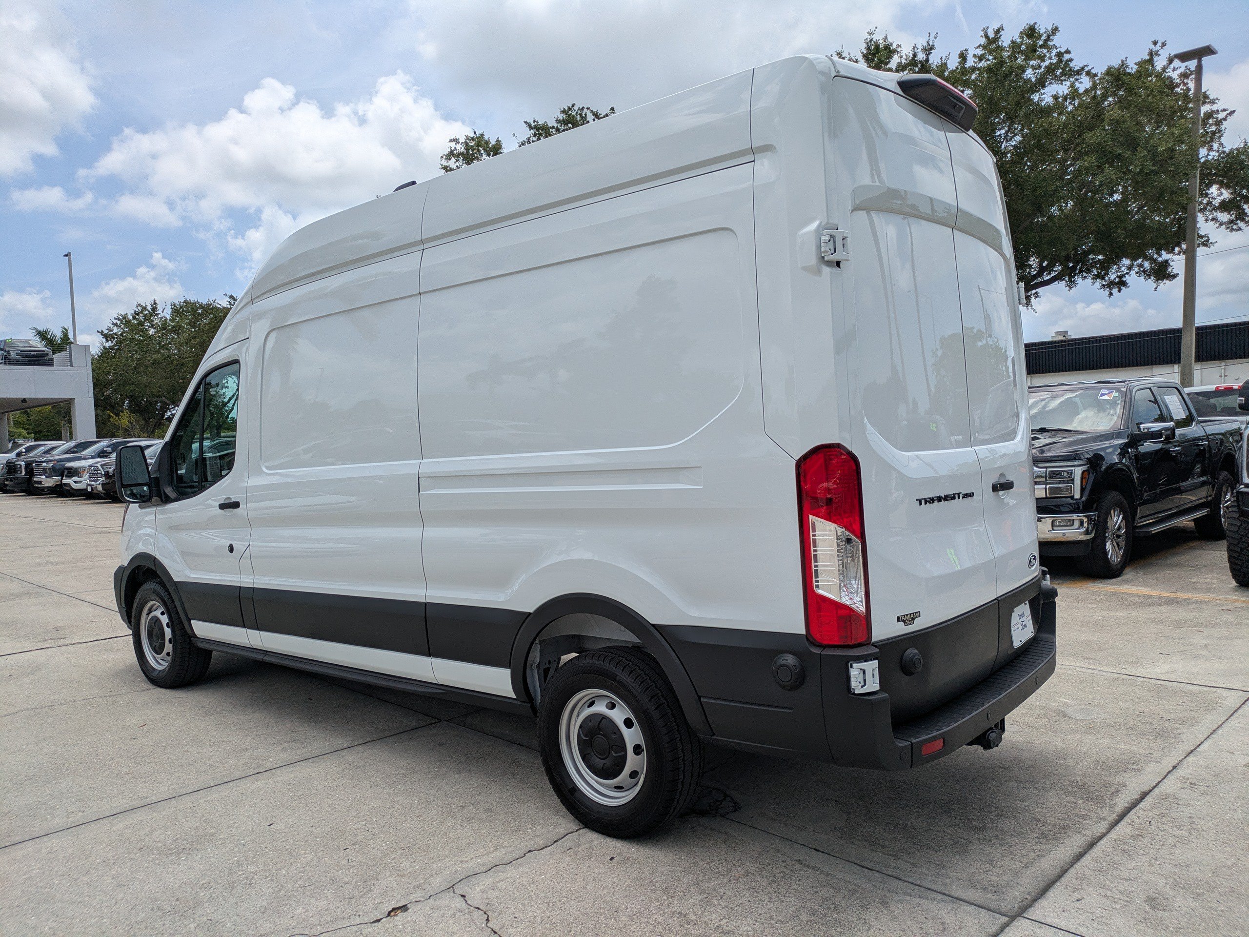 Certified 2026 Ford Transit 250 148 High Roof w/ Load Area Protection Package RWD image 6