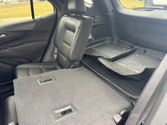 Used 2023 Chevrolet Equinox RS w/ RS Leather Package image 26