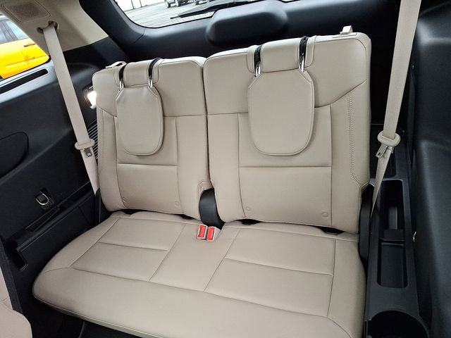 Certified 2022 Ford Explorer Limited w/ Equipment Group 301A image 11