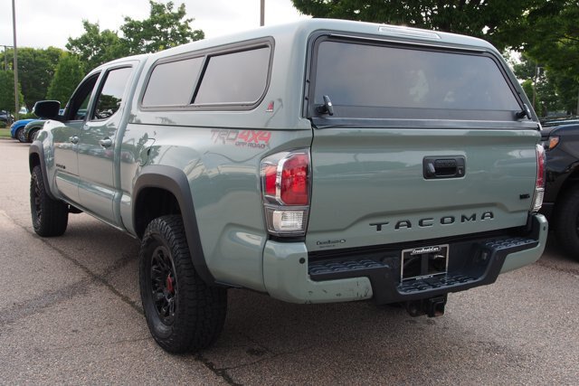 Used 2022 Toyota Tacoma TRD Off-Road w/ Technology Package AWD/4WD image 5