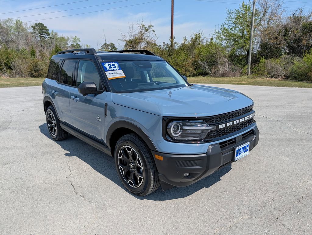 Certified 2025 Ford Bronco Sport Outer Banks w/ Outer Banks Tech Package+ image 3