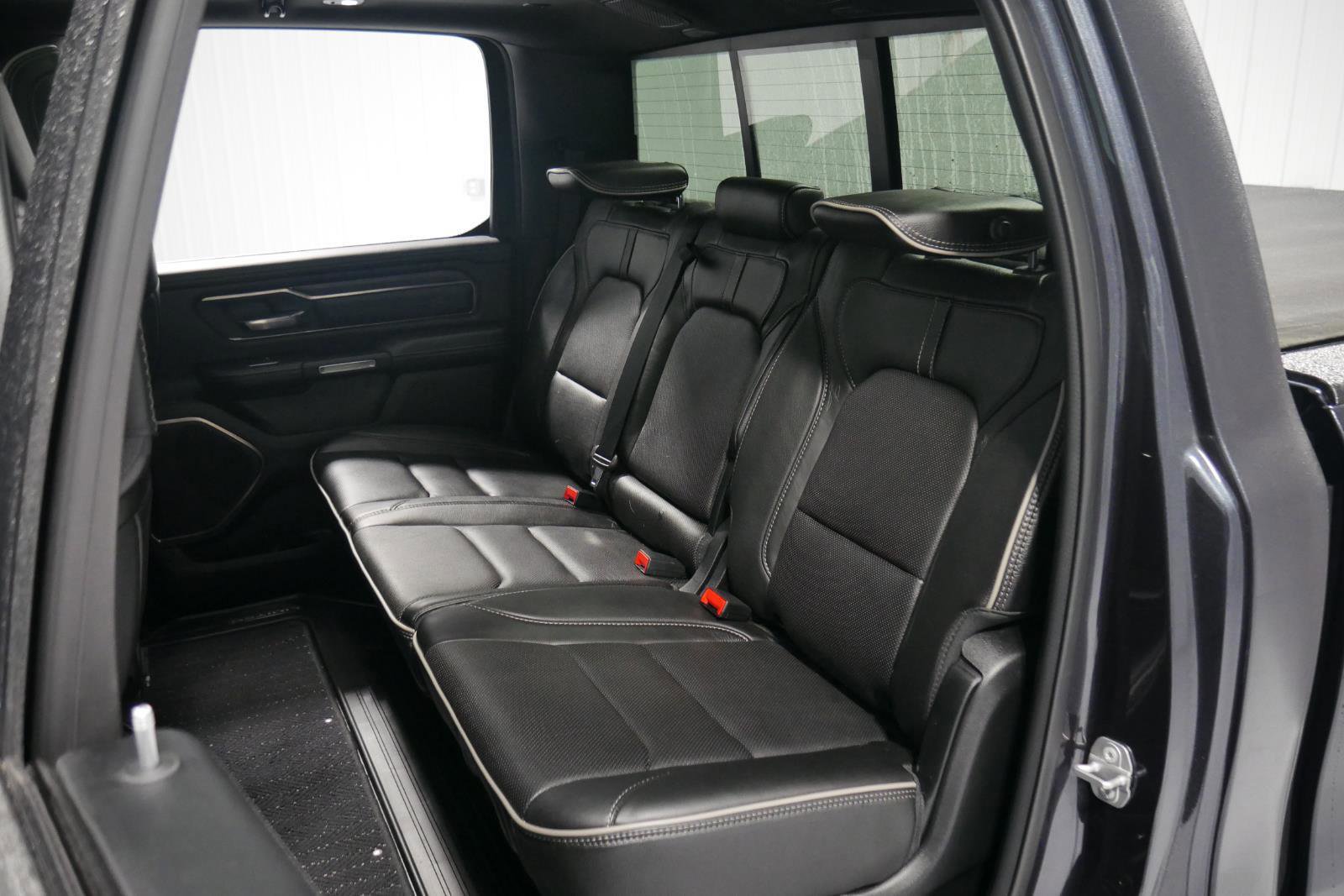 Used 2020 RAM 1500 Limited w/ Off Road Group image 11