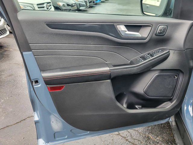 Certified 2024 Ford Escape ST-Line Elite w/ Premium Technology Package image 25