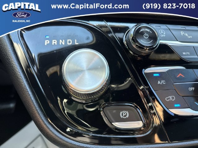 Used 2025 Chrysler Pacifica Select FWD image 30