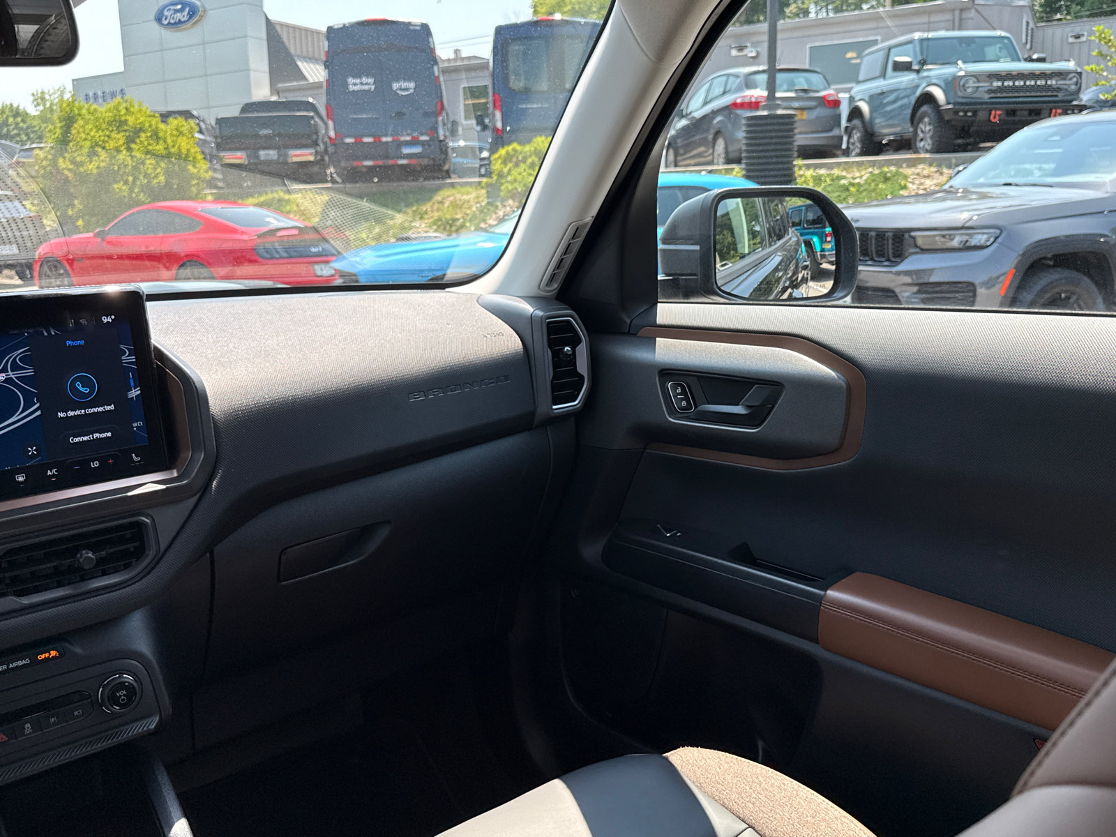 Certified 2025 Ford Bronco Sport Outer Banks w/ Outer Banks Tech Package+ AWD/4WD image 24