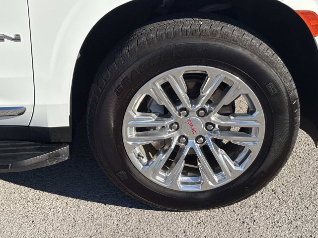 Used 2022 GMC Yukon SLT w/ SLT Luxury Package AWD/4WD image 9