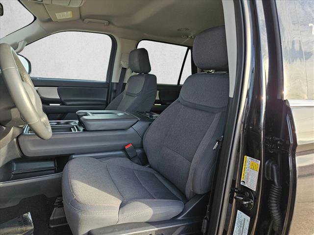 Certified 2025 Ford Expedition Active image 16