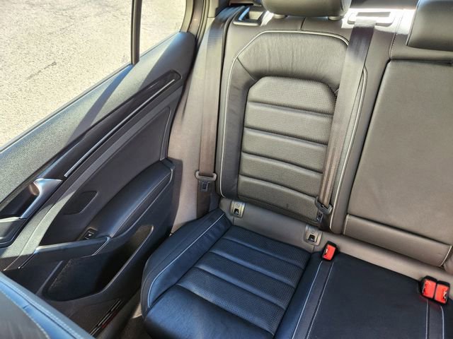 Used 2018 Volkswagen Golf R 4-Door image 15