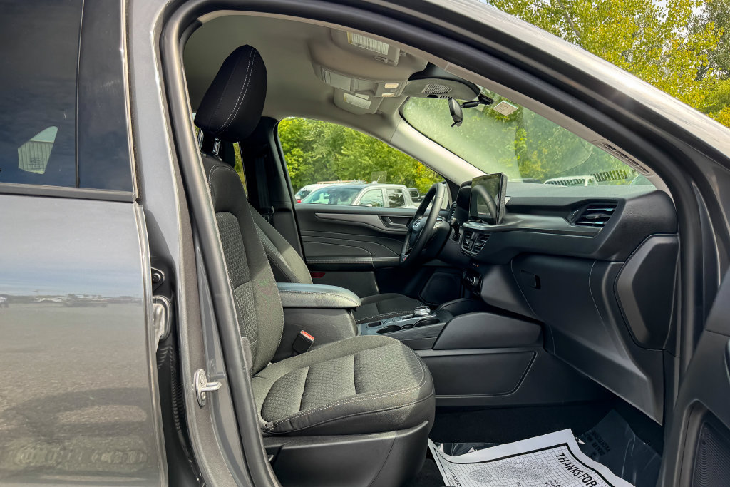 Certified 2023 Ford Escape Active w/ Tech Pack #1 AWD/4WD image 12