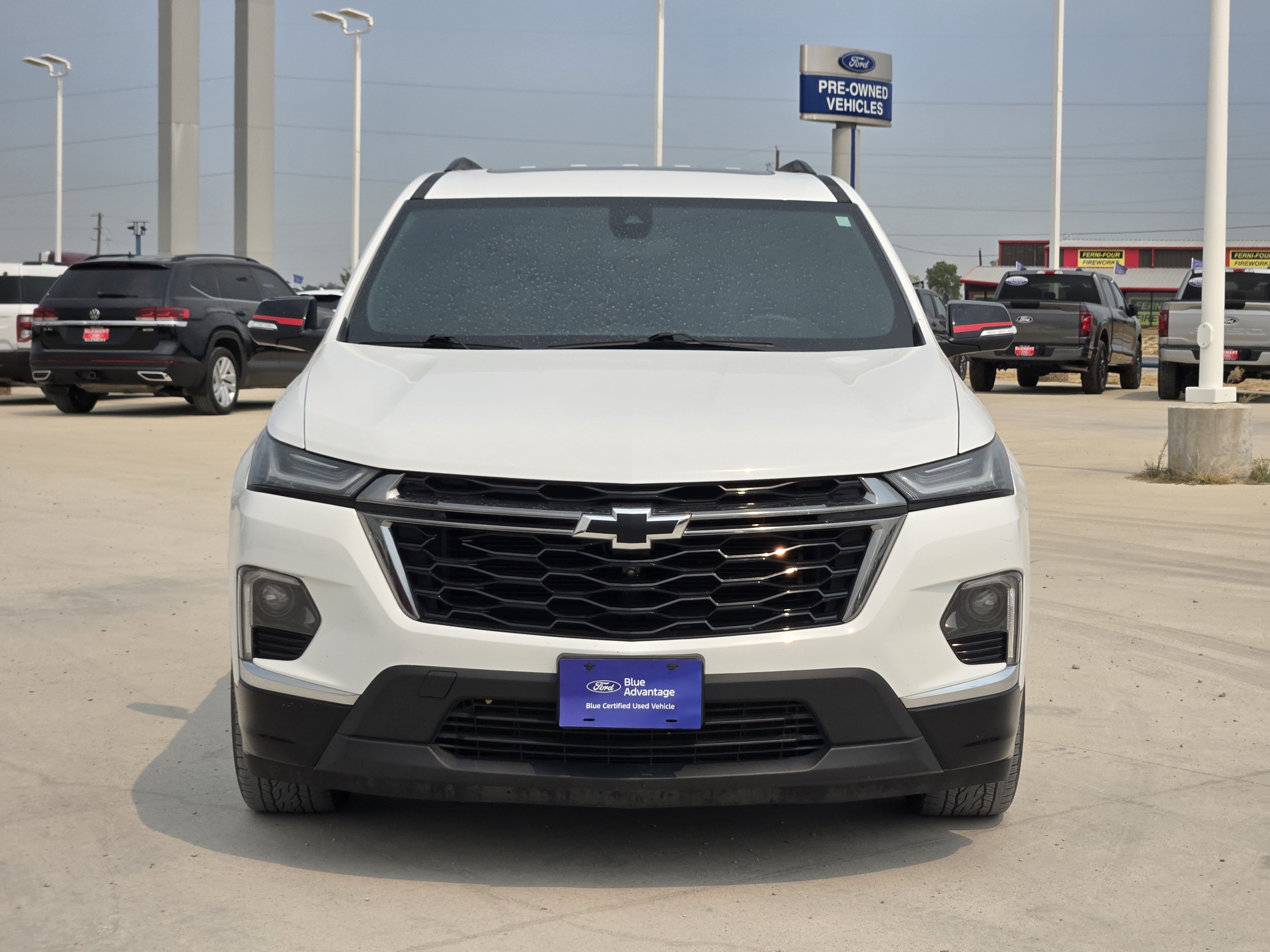 Used 2023 Chevrolet Traverse Premier w/ Redline Edition FWD image 2