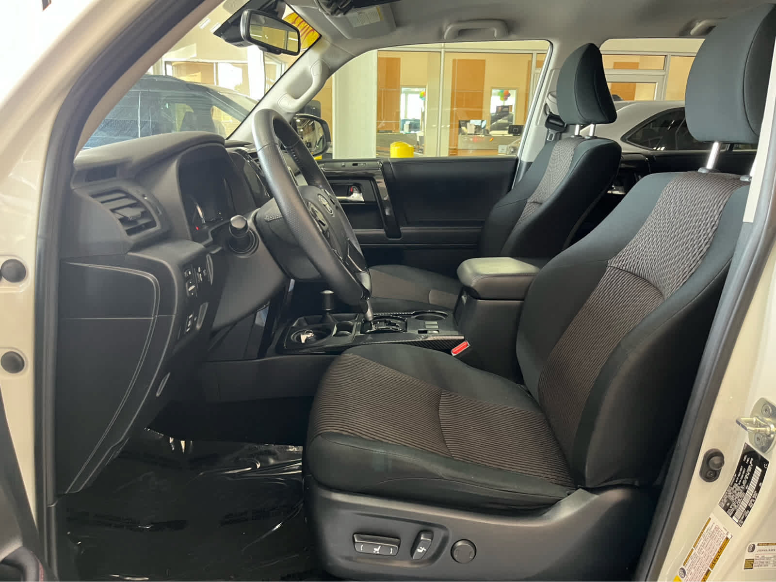 Used 2023 Toyota 4Runner TRD Off-Road AWD/4WD image 19
