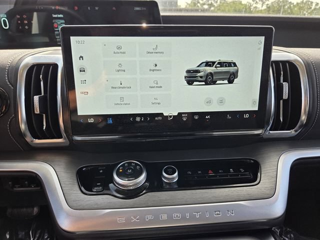 Certified 2025 Ford Expedition Platinum AWD/4WD image 26