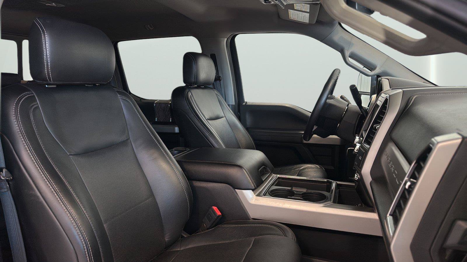 Certified 2019 Ford F250 Lariat w/ Lariat Ultimate Package AWD/4WD image 14