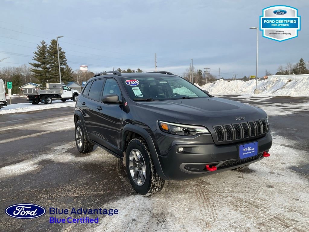 Used 2019 Jeep Cherokee Trailhawk w/ Cold Weather Group image 8