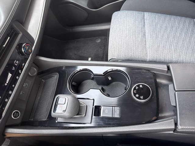 Used 2023 Nissan Rogue SV AWD/4WD image 24