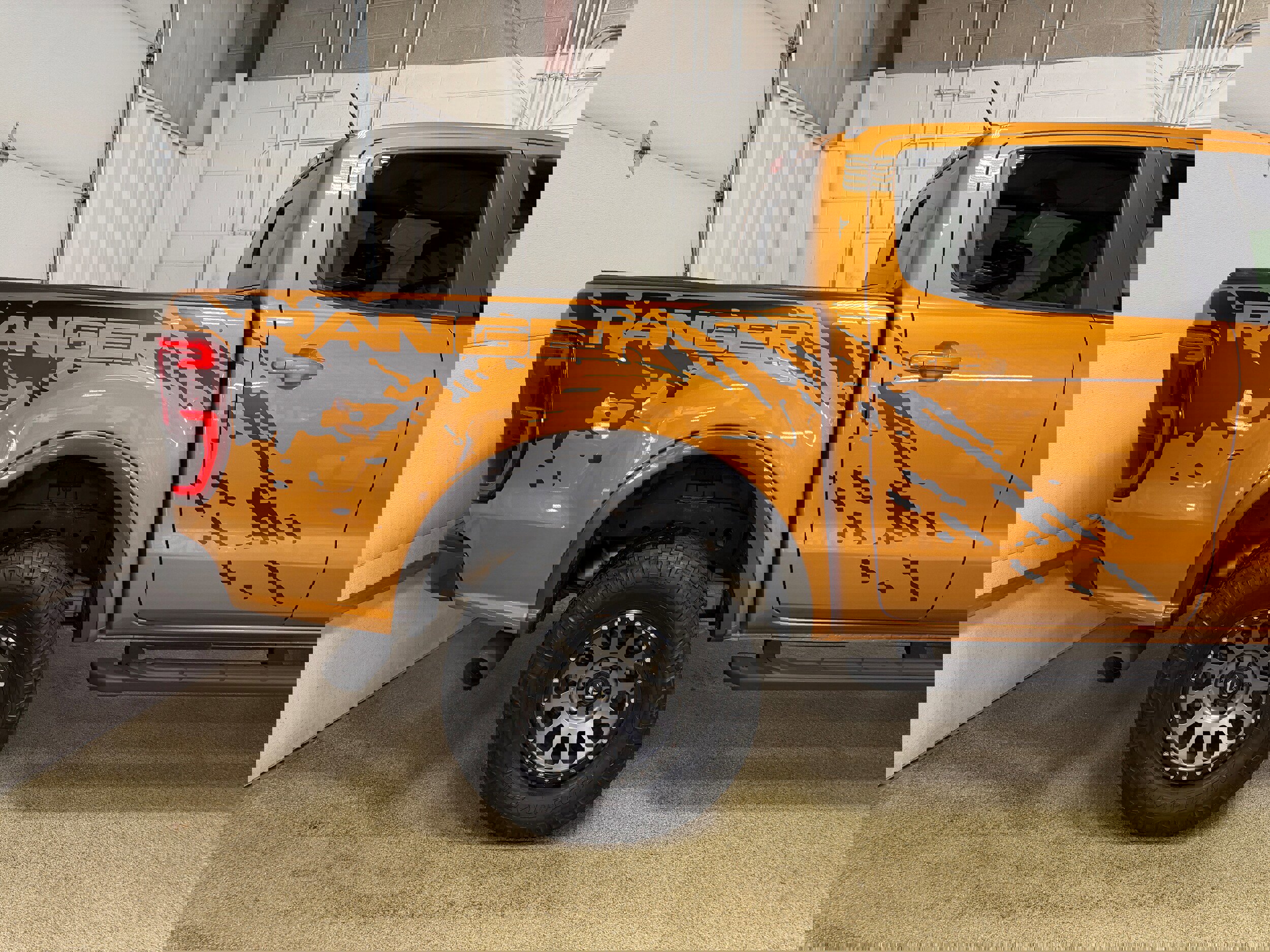 Certified 2019 Ford Ranger Lariat w/ Equipment Group 501A Mid image 32