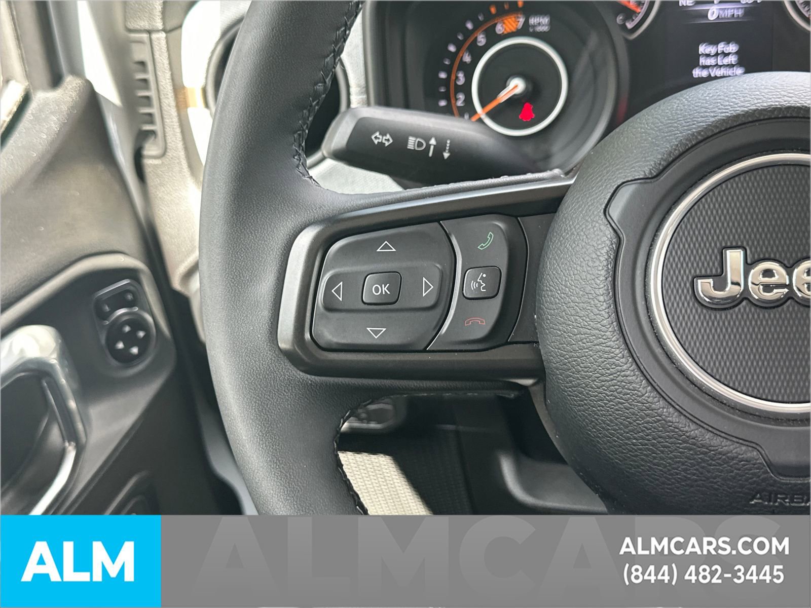 Used 2025 Jeep Wrangler Unlimited Sport AWD/4WD image 28